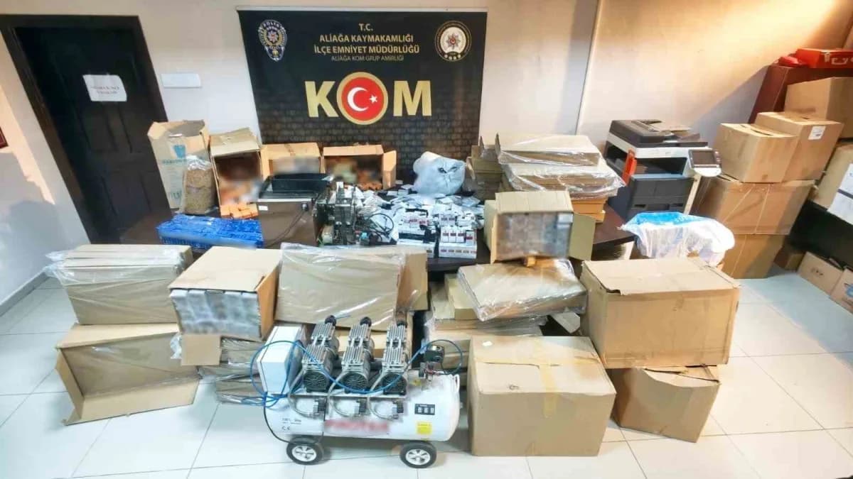 İzmir’de kaçakçılık operasyonunda ele geçirilen tütün ve gümrük kaçağı ürünler