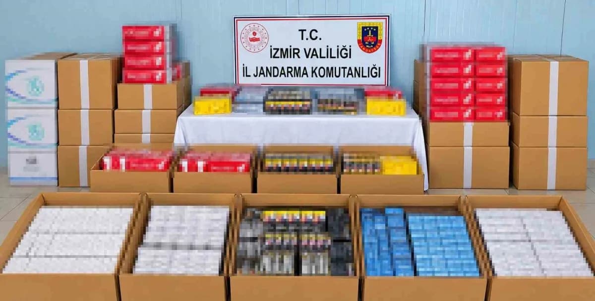 Torbalı ilçesinde Jandarma ekiplerince düzenlenen iki ayrı operasyonda, çok miktarda uyuşturucu madde ile piyasa değeri
