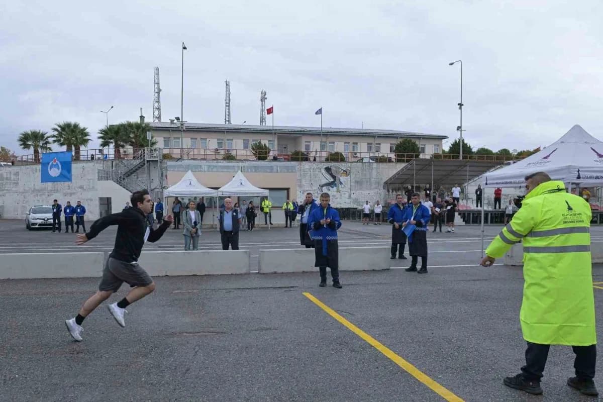 İzmir Büyükşehir Belediyesi, 2026 KPSS puanıyla 90 Zabıta memuru alımı yapacak. Lisans mezunları içi