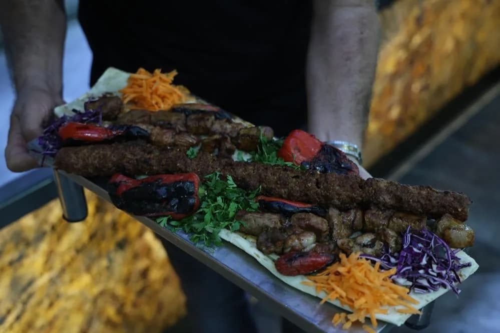Adana’da bu yıl 10’uncusu düzenlenecek Uluslararası Adana Lezzet Festivali’ne Kaburgacı Yaşar Usta sponsor olarak destek
