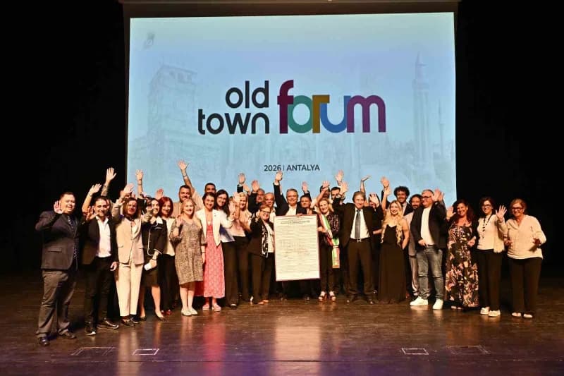 Antalya Muratpaşa Belediyesi’nin bu yıl 11’incisini düzenlediği Uluslararası Kaleiçi Old Town Festivali kapsamında, "Kad