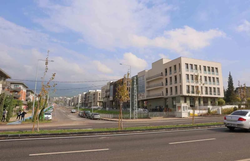6 Şubat 2023’te meydana gelen depremlerde büyük yıkımın yaşandığı Kahramanmaraş’ta, aradan geçen sürede yeniden inşa çal