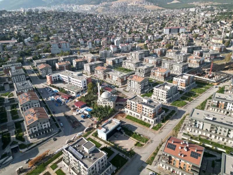 Kahramanmaraş'ta 6 Şubat 2023 depreminden sonra yenilenen mahallelerin havadan drone görüntüsü