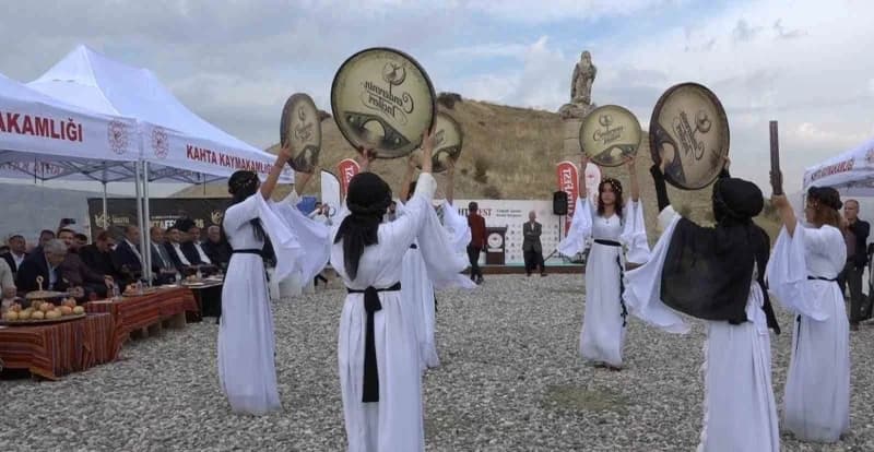 Kahta FEST2026 Tarih, Kültür ve Lezzet Festivalinde halk oyunları ve yöresel etkinlikler