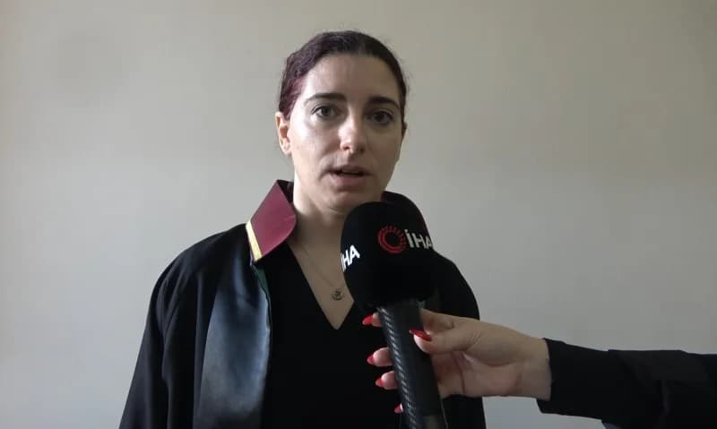 İstanbul Bakırköy’de kaldırım taşı dolandırıcılığı davası mahkeme salonu