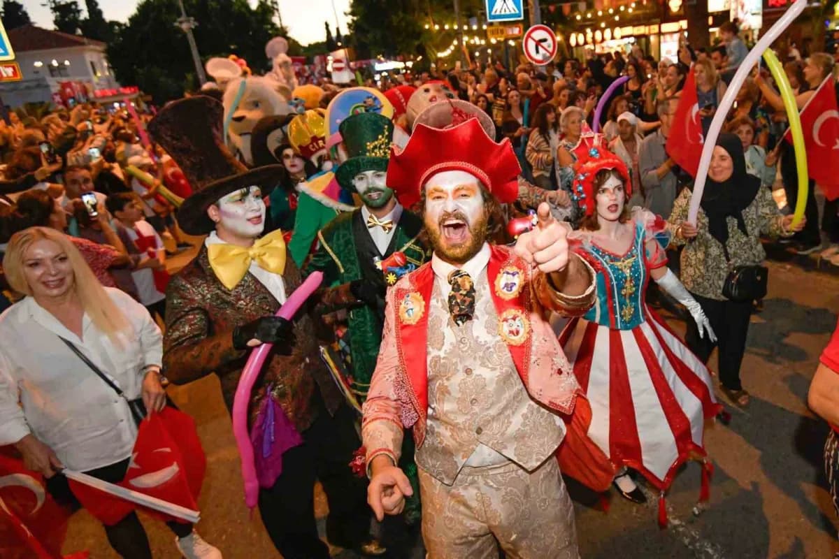 Antalya Muratpaşa Belediyesi’nin bu yıl 11’incisini düzenleyeceği Uluslararası Kaleiçi Old Town Festivali, 8-11 Ekim tar