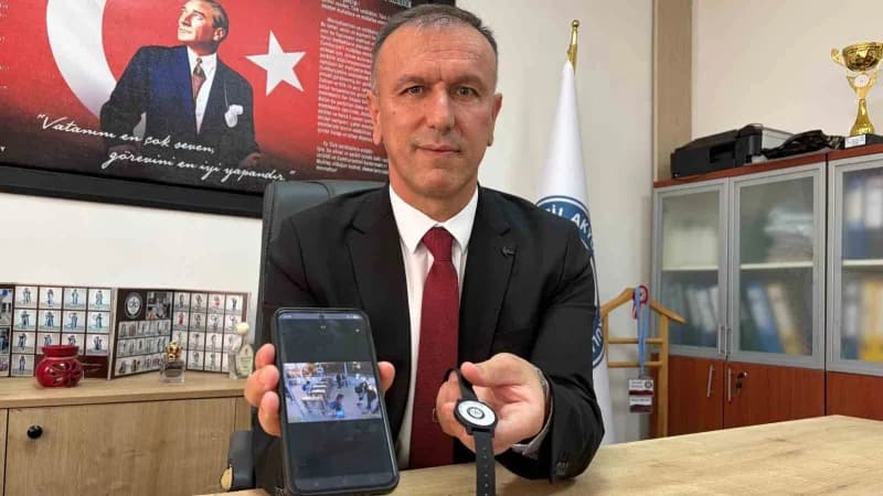 Öğrencinin okula giriş ve çıkışlarının fotoğraflı olarak anlık kayıt altına alındığı ve bu bilgileri
