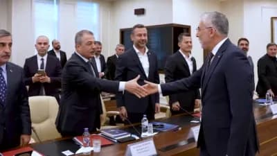 Kamu Personeli Danışma Kurulu toplantısı, Çalışma ve Sosyal Güvenlik Bakanı Vedat Işıkhan başkanlığında Ankara'da yapıld