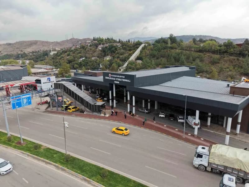 Karabük Şehirlerarası Otobüs Terminali bünyesinde hizmet veren Terminal Lokantası, günlük yemek, çorba ve ızgara çeşitle