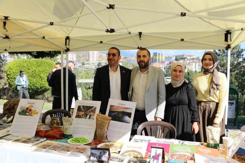 Karabük Üniversitesi (KBÜ) tarafından düzenlenen "Kbüfest 81 İl Karabük Üniversitesinde Buluşuyor" etkinliğinde 81 ilden