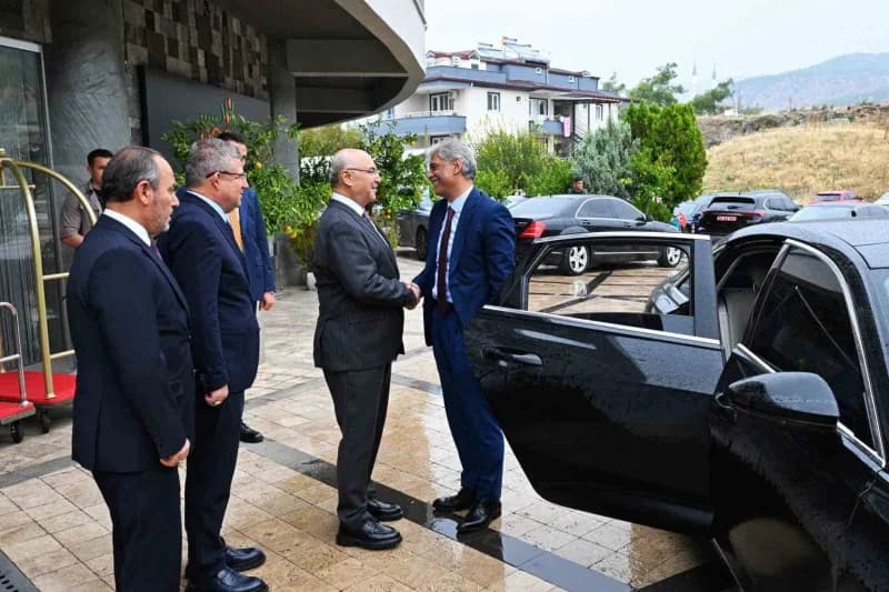 Denizli’nin Turizm potansiyelini güçlendirmek, Karahayıt’ın Doğal gaz ihtiyacını karşılamak ve Pamuk
