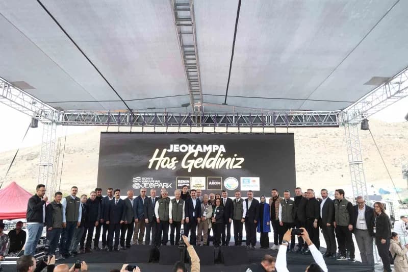Konya Karapınar Jeoparkı Projesi kapsamında ilk kez gerçekleştirilen Jeokamp etkinliği, Karapınar'ın sahip olduğu doğal