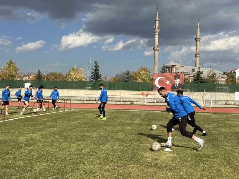 Kars 36 Spor, Ziraat Türkiye Kupası 3. Turunda sahasında oynayacağı Antalyaspor maçının hazırlıkları
