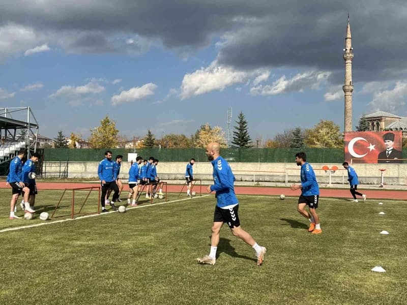 Kars 36 Spor, Ziraat Türkiye Kupası 3. Turunda sahasında oynayacağı Antalyaspor maçının hazırlıkları