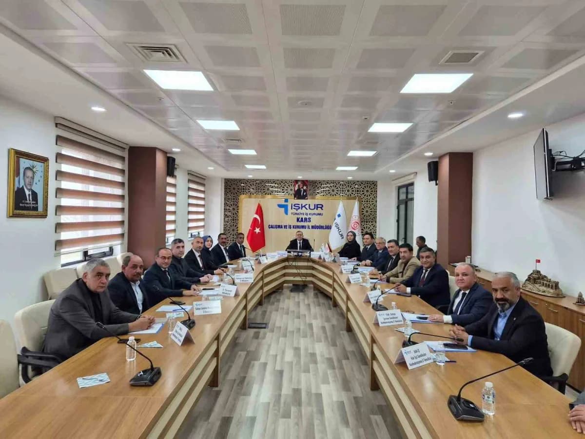 Kars’ta İstihdam ve Mesleki Eğitim gündemi masaya yatırıldı(Kars-iha)