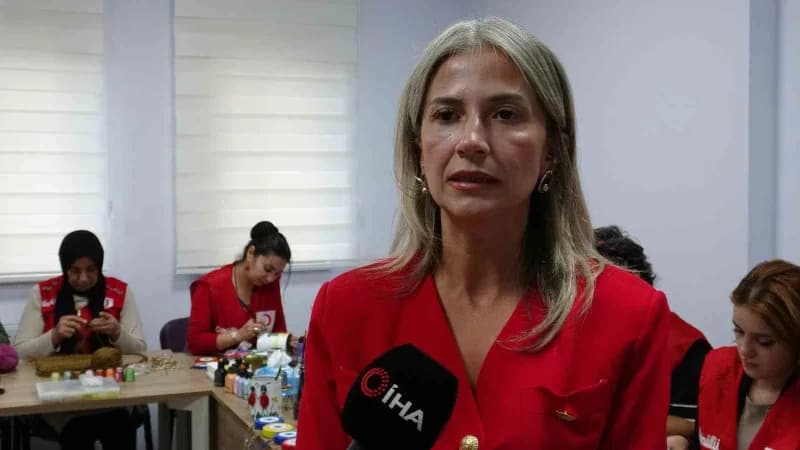 Kızılay Kars Şube Başkanı Kübra Hüryurt