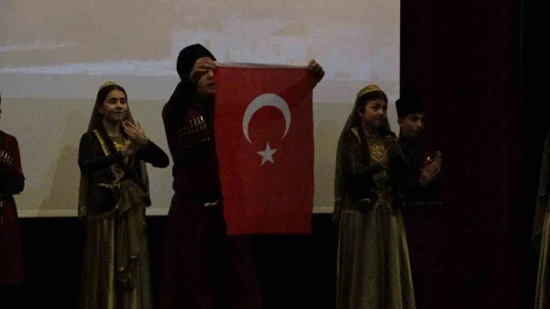 Kars’ın Düşman İşgalinden Kurtuluşunun 106. Yıl dönümü, coşkuyla kutlandı(Kars-iha)