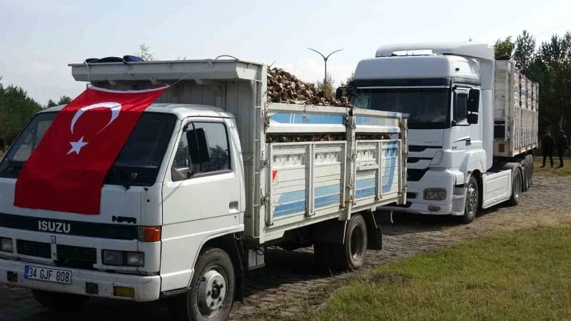 Kars Şeker Fabrikası’nda 2026-2027 dönemi pancar alım kampanyası düzenlenen törenle başladı(Kars-iha)
