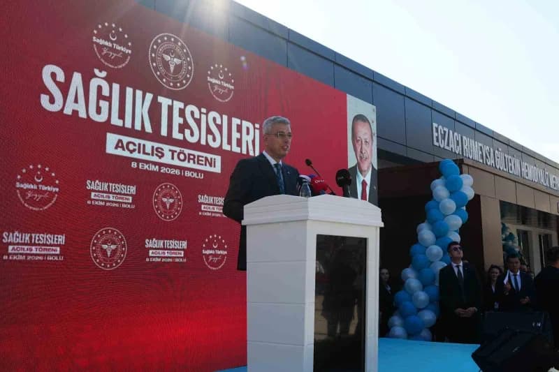 Sağlık Bakanı Prof. Dr. Kemal Memişoğlu, açılışta konuşma yaptı.