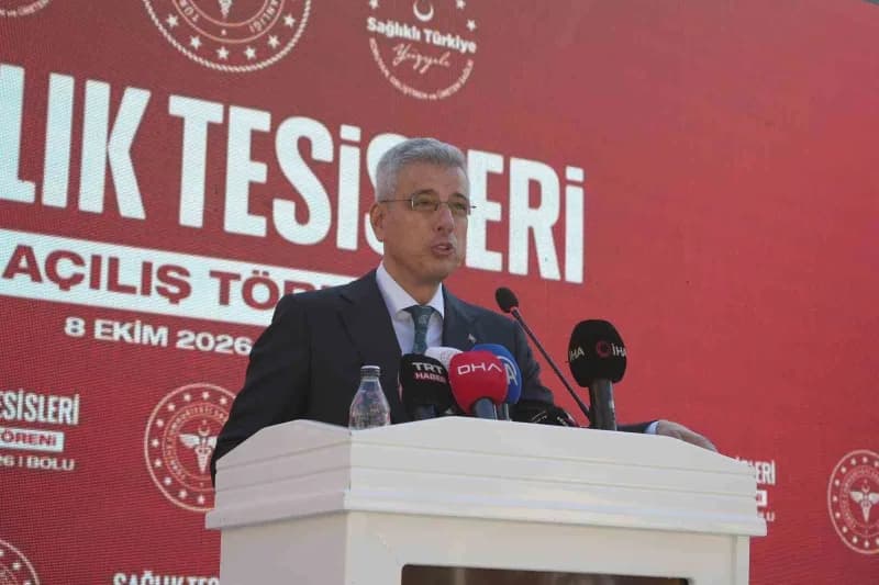 Sağlık Bakanı Prof. Dr. Kemal Memişoğlu, açılışta konuşma yaptı.
