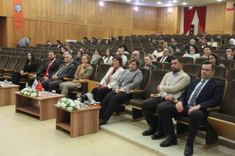 Klinik Enteral Parenteral Nütrisyon Derneği (KEPAN) tarafından Giresun Üniversitesi Ömer Halisdemir Konferans Salonu’nda