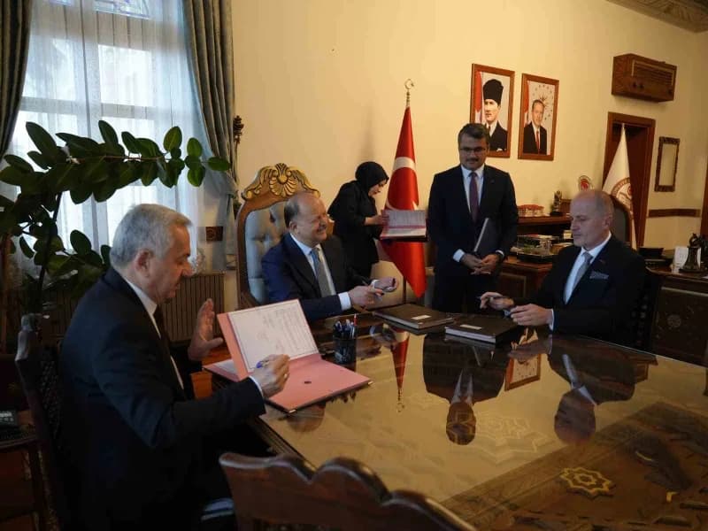 Protokol sözleşmesi, Vali Meftun Dallı, Kastamonu Aile ve Sosyal Hizmetler İl Müdürü Harun Köksalan