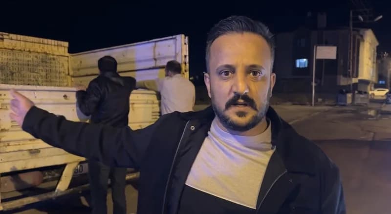 Hakkari’nin Yüksekova ilçesinde, akşam saatlerinde kaybolan ve 10 saatlik endişeli bekleyişin ardından bir kamyonetin ka