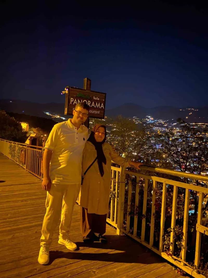 Ali Güleşan’ın ailesi, evlatlarının bulunması için yetkililerden yardım bekliyor. Anne Zeynep Güleşa