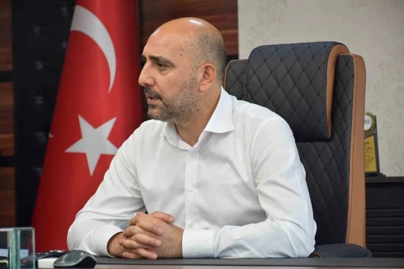 Kayseri Ticaret Borsası (KTB) Yönetim Kurulu Başkanı Recep Bağlamış, 29 Ekim Cumhuriyet Bayramı dola
