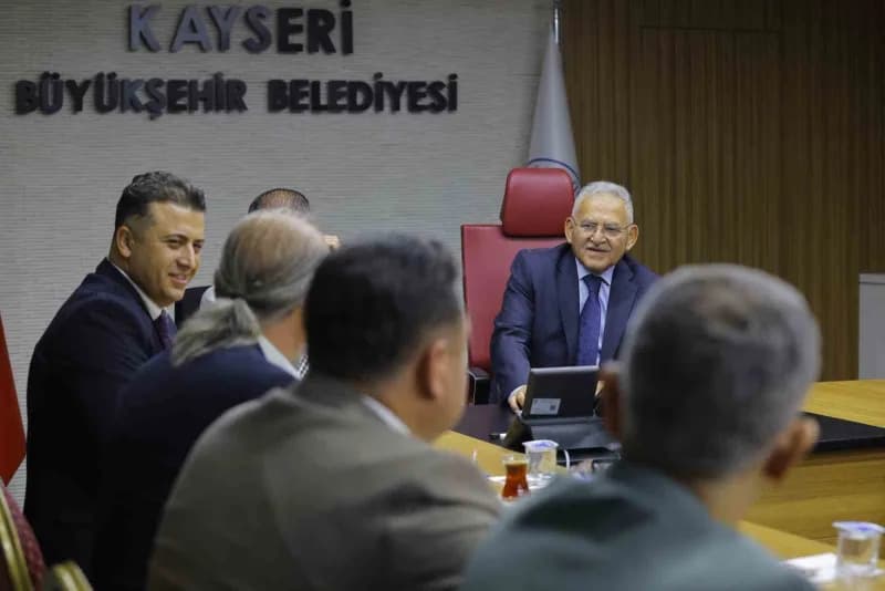 Kayseri Büyükşehir Belediye Başkanı Dr. Memduh Büyükkılıç; Türkiye-Irak Sanayicileri ve İş İnsanları Derneği (TİSİAD) Yö