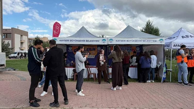 Kayseri Büyükşehir Belediyesi, 2026-2027 akademik yılının başlamasıyla birlikte üniversiteli gençlere yönelik kapsamlı b