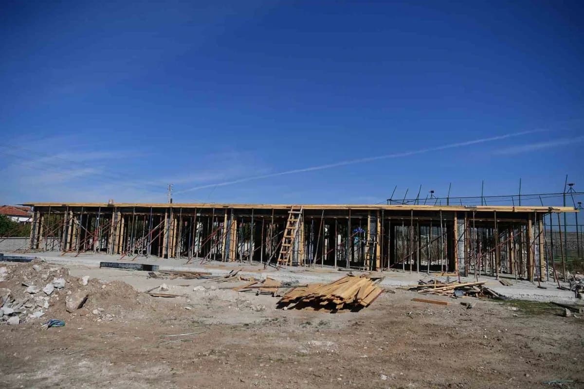 Kayseri Büyükşehir Belediyesi, Develi ve Yeşilhisar ilçelerinde yaklaşık 22 milyon TL yatırım bedeli