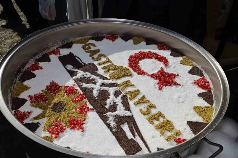 Kayseri Büyükşehir Belediyesi öncülüğünde Recep Tayyip Erdoğan Millet Bahçesi'nde düzenlenen 4. Kays