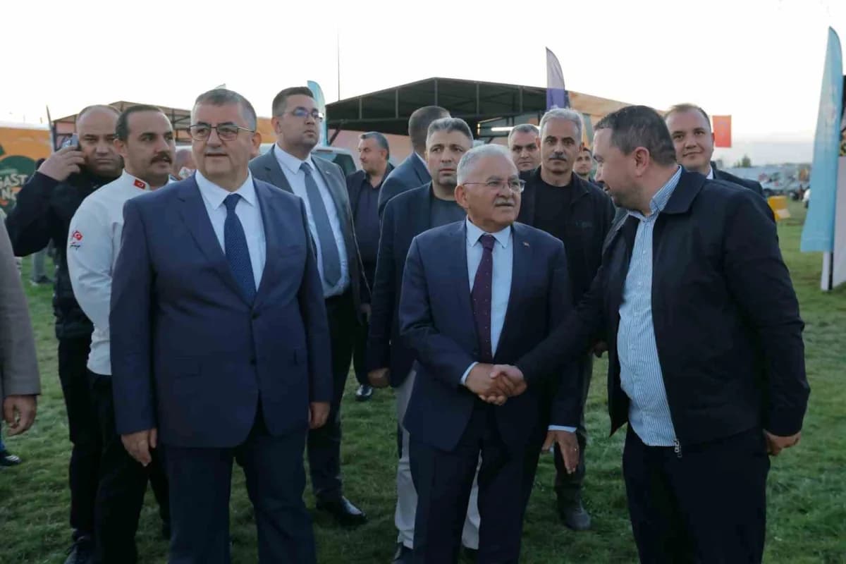 Kayseri Büyükşehir Belediye Başkanı Dr. Memduh Büyükkılıç, bugün kapılarını açacak 4’üncü Kayseri Ga