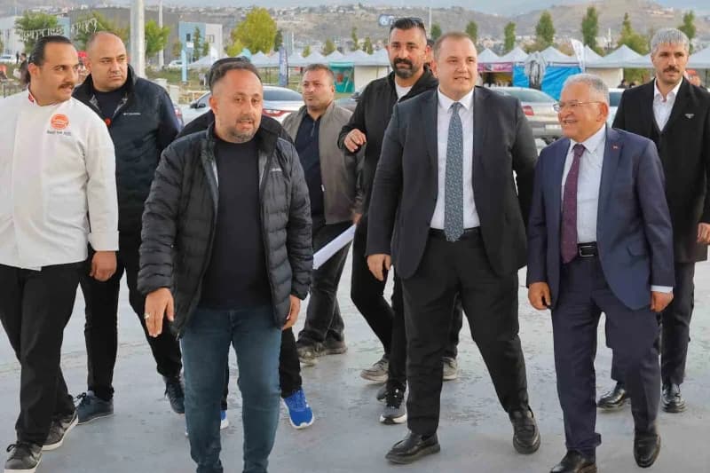 Kayseri Büyükşehir Belediye Başkanı Dr. Memduh Büyükkılıç, bugün kapılarını açacak 4’üncü Kayseri Ga