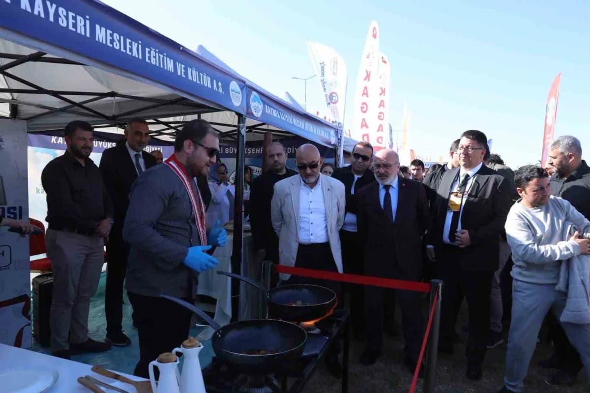 Kayseri Büyükşehir Belediyesi, Gastronomi Günleri’nde kentin köklü mutfak kültürünü ve yöresel lezze