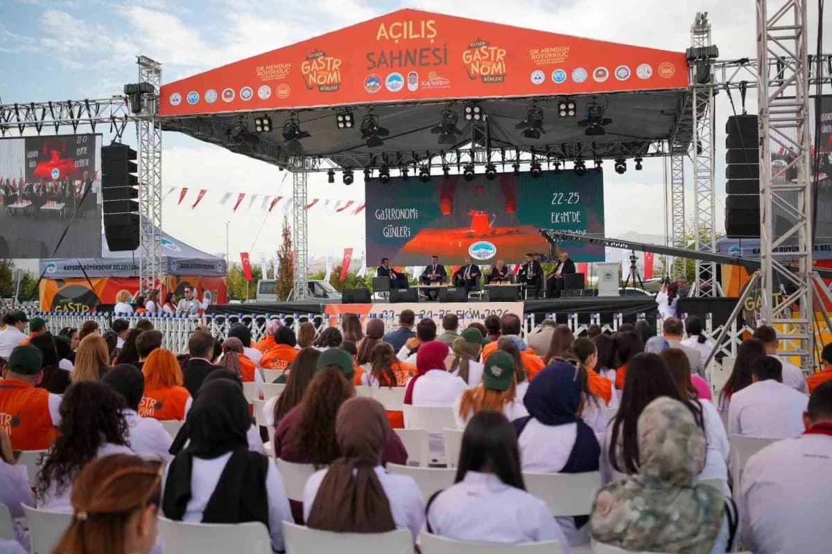 4. Kayseri Gastronomi Günleri etkinliğinde yöresel lezzetler ve atölyeler