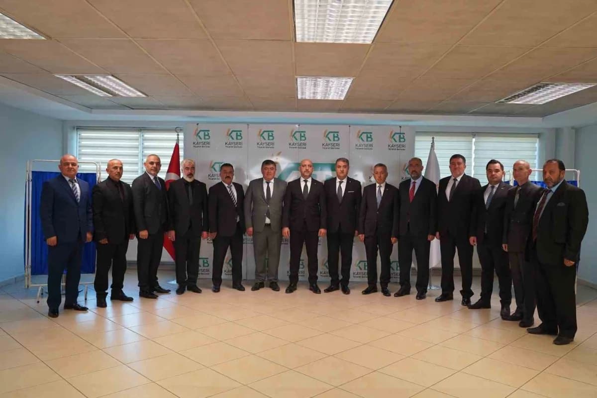 Kayseri Ticaret Borsası yönetim kurulu ve meclis üyelerinin görev dağılımı açıklandı