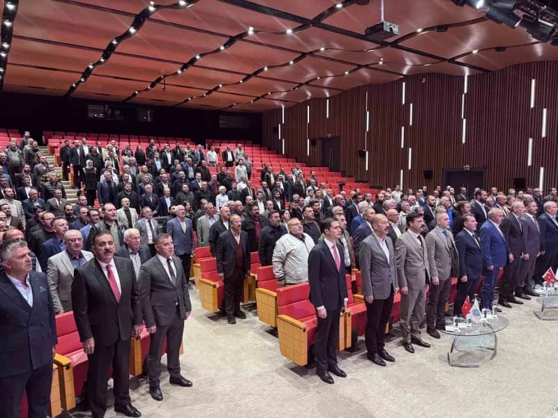 Kayseri Ticaret Odası’nda yapılan seçimli genel kurulun ardından yeni dönemin ilk Meclis Toplantısı