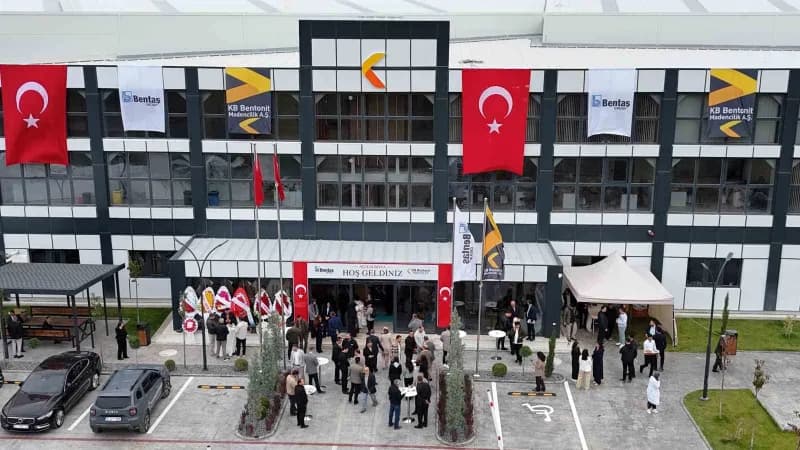 Nevşehir’in Ürgüp ilçesinde Bentonit madenini işleyerek kedi kumu üreten Bentaş Bentonit AŞ, üretimi