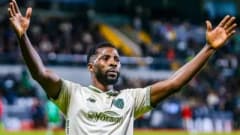 Kelechi Iheanacho Bursaspor formasıyla taraftarlara destek mesajı veriyor