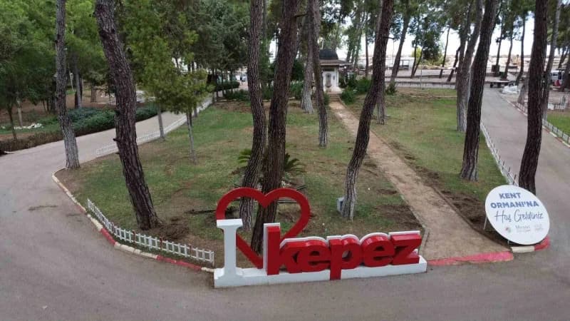 Antalya’nın önemli yeşil alanlarından Kepez Kent Ormanı, kapsamlı revizyon ve çevre düzenleme çalışmaları nedeniyle 1 Ek