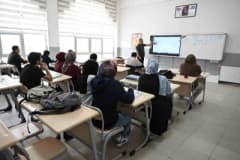 Malatya Kernek Külliyesi’nde üniversite sınavına hazırlanan öğrenciler eğitim alıyor