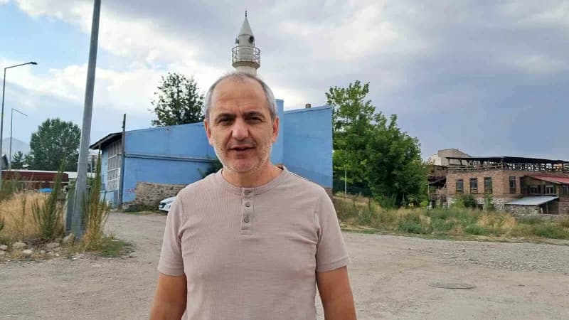Araştırmacı-yazar Taner Özdemir, Ketencizade Cami hakkında açıklamalarda bulundu.