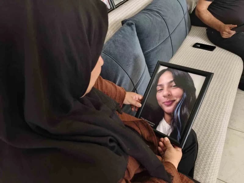 Anne Ayten Biçer, tatil dönüşü yaşadıkları olayın kendilerine acı verdiğini anlatarak "Cenazeye sevinir duruma geldik ve