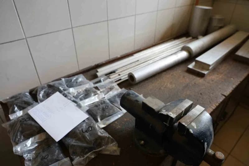 Kırşehir Mesleki ve Teknik Anadolu Lisesi öğrencileri, daha önce ürettikleri "Ahi Bot" isimli robotun ardından kentte bi