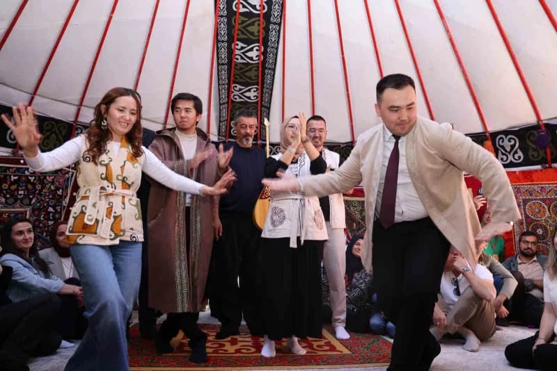 Öğretmen Akademileri Buluşması kapsamında, Kırşehir’den 45, Niğde’den 35 olmak üzere toplam 80 Öğret