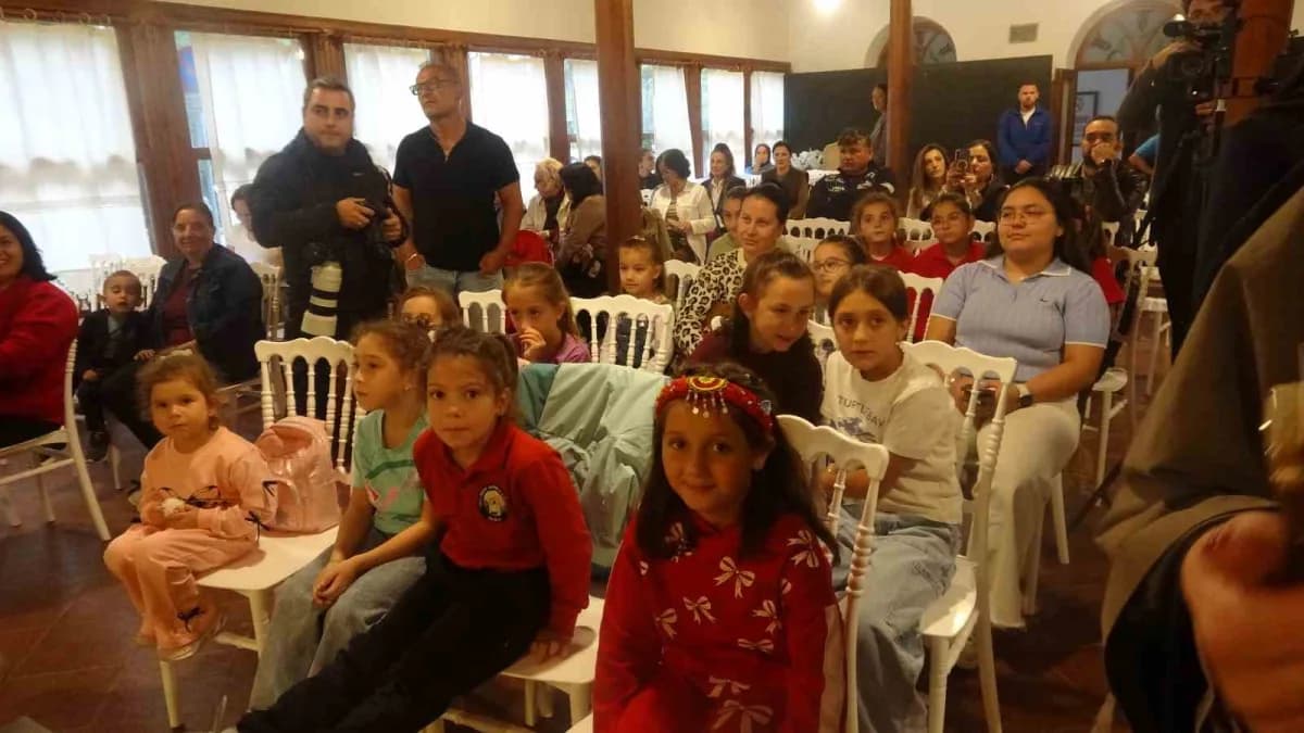Muğla İskender Alper Kültür Merkezi’nde kız çocuklarına yönelik ilham veren buluşma etkinliği