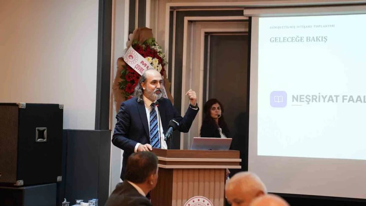 Kızıl-Çam Platformu genişletilmiş istişare toplantısından katılımcıların toplu fotoğrafı