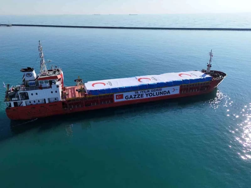 Türk Kızılay, 7 Ekim 2023’ten bu yana Gazze’de yürüttüğü insani yardım operasyonlarını üçüncü yılında da kesintisiz sürd